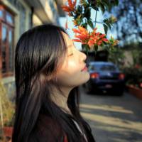 侧脸头像女生高冷