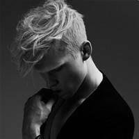 侧脸头像男生模糊