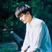 侧脸头像男生高冷