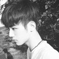 侧脸头像男生高冷