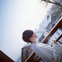 侧脸头像男生高冷