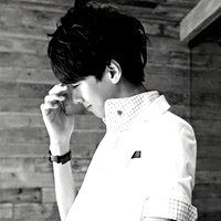 侧面头像男黑白头像