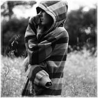 侧面头像男黑白头像