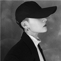 侧面头像男黑白头像