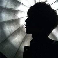 侧面头像男黑白头像