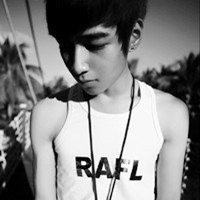 侧面头像男黑白头像