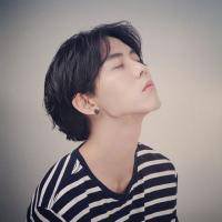 动漫中分男生头像