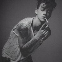 发型头像男黑白