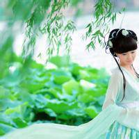 古装唯美背影女生头像