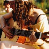 吉他头像女欧美