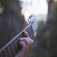 吉他头像女欧美