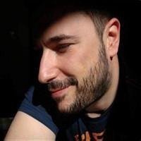 大叔头像沧桑男