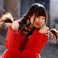 大红色毛衣头像