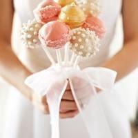 婚纱头像女生背影捧花