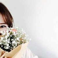 婚纱头像女生背影捧花