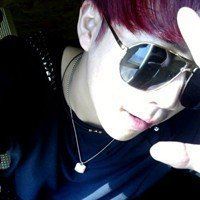 带眼镜头像女生