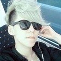 戴墨镜的男生头像