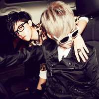 戴墨镜的男生头像