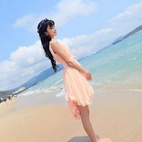 海边远景头像女生