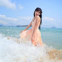 海边远景头像女生