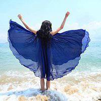 海边远景头像女生