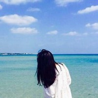 海边远景头像女生