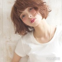 短发卷发头像女生