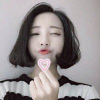 短发卷发头像女生