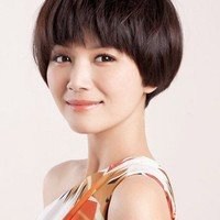 短发卷发头像女生