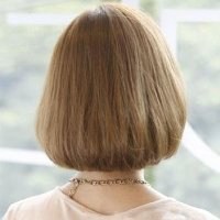 短发头像女背影