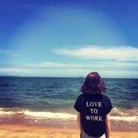 短发美女头像背影图片气质