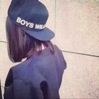 背影头像女生唯美漂亮短发