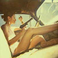 霸气女生开车头像