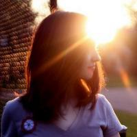 黄昏头像女生背影