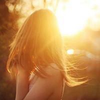 黄昏头像女生背影