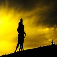 黄昏头像女生背影