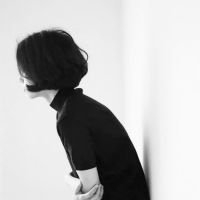 冷漠头像女生背影图片