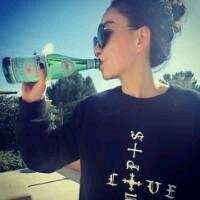 墨镜头像女生霸气头像