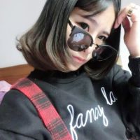 墨镜头像女生霸气头像