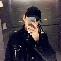 头像男手机挡脸帅哥