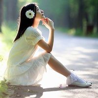 女生侧面长发头像