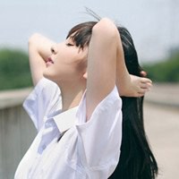 女生侧面长发头像
