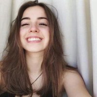 女生大笑阳光头像欧美