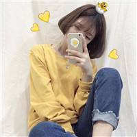 女生头像侧面蹲坐