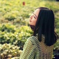 女生头像大笑温暖阳光
