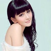 女生头像漏半边肩