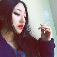 女生抽烟社会人头像