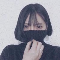 女生高领毛衣头像