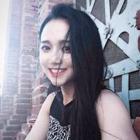 开心的头像女生