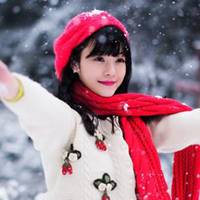 开心的头像女生